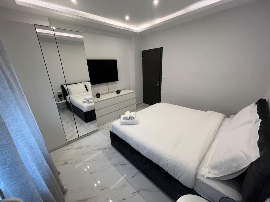 Luxurious In The Heart Of Apartment